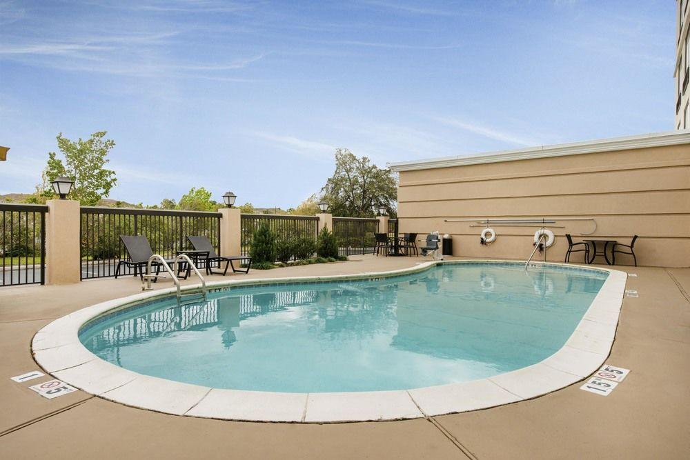 Holiday Inn Savannah South - I-95 Gateway By Ihg Джорджтаун Экстерьер фото