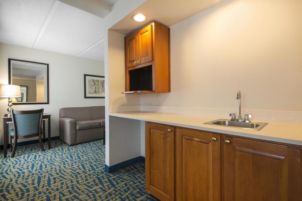 Holiday Inn Savannah South - I-95 Gateway By Ihg Джорджтаун Экстерьер фото