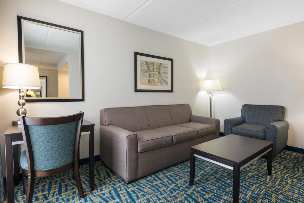 Holiday Inn Savannah South - I-95 Gateway By Ihg Джорджтаун Экстерьер фото